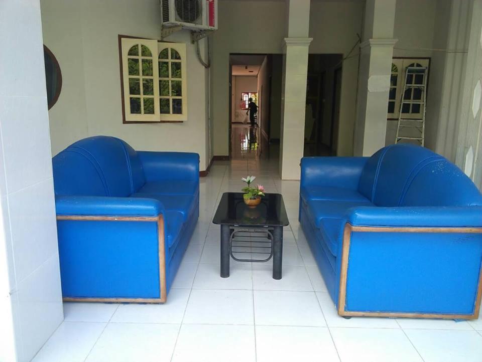 My Home Guesthouse Bangsaen Exterior foto